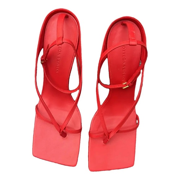 Bottega Veneta Red Heeled Shoes.